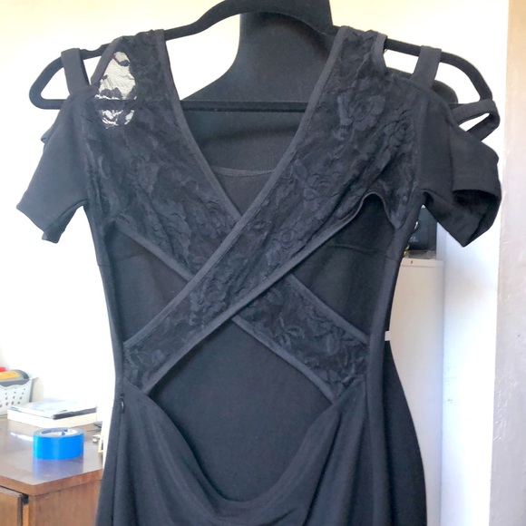 Little Black Dress • Caged & lace cross back • Sm - Picture 5 of 7